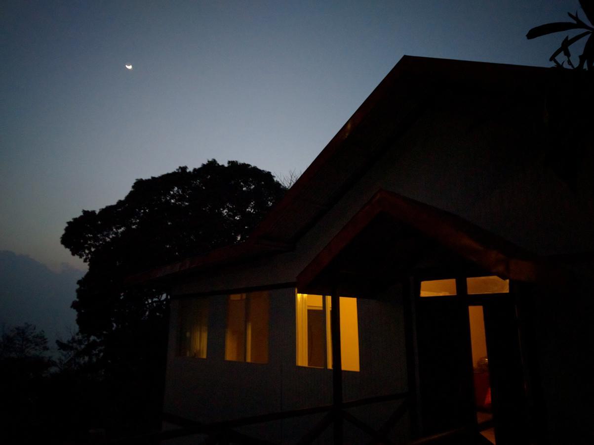 Pine Haven Resorts Takdāh Exteriör bild